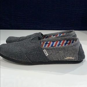TOMS wool “Movember” shoes